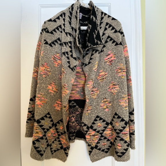 Alya Sweaters - Alya from Francesca’s Western Motif Open Front Cardigan